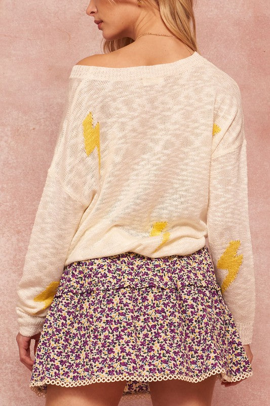 THUNDERBOLT GRAPHIC SWEATER