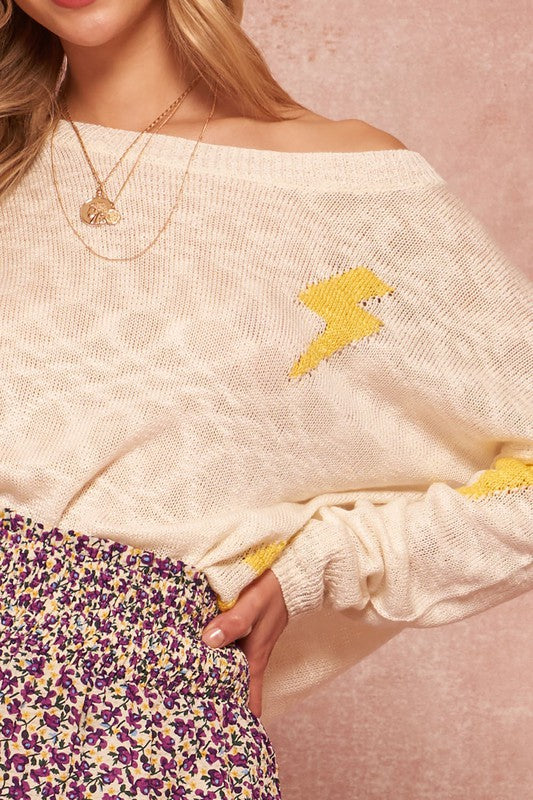 THUNDERBOLT GRAPHIC SWEATER